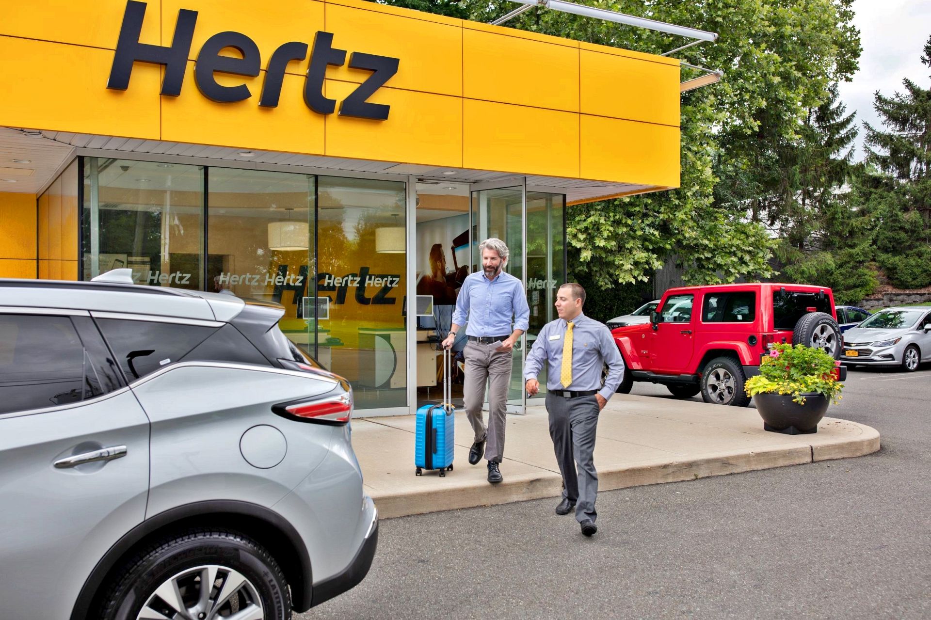 Best car rental apps on the market: Hertz