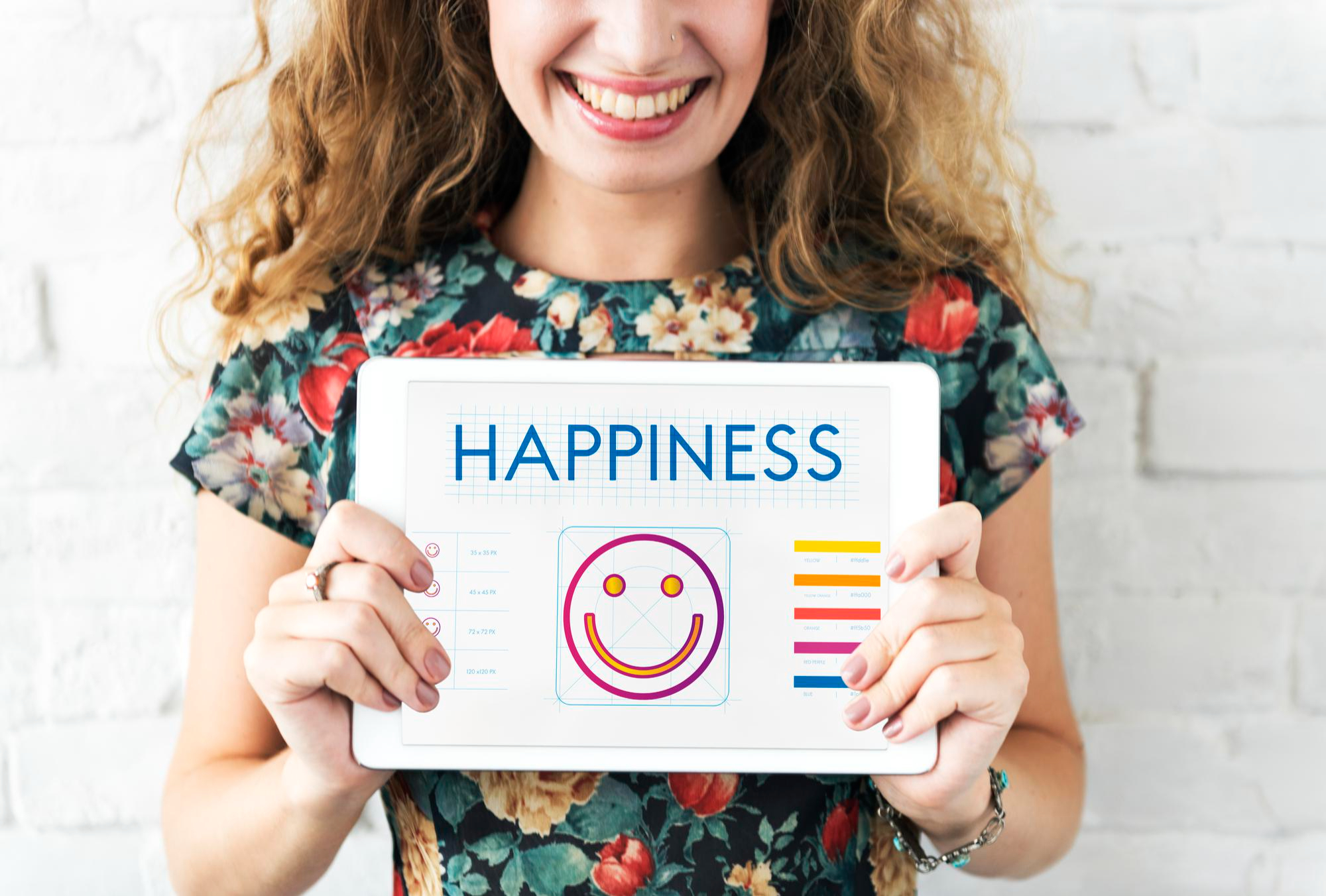 Training positive thinking and happiness with use of apps for mental health